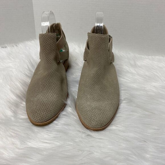 Dolce Vita Cream Tan Strappy Ankle Boots Size 8‎ - Picture 2 of 7